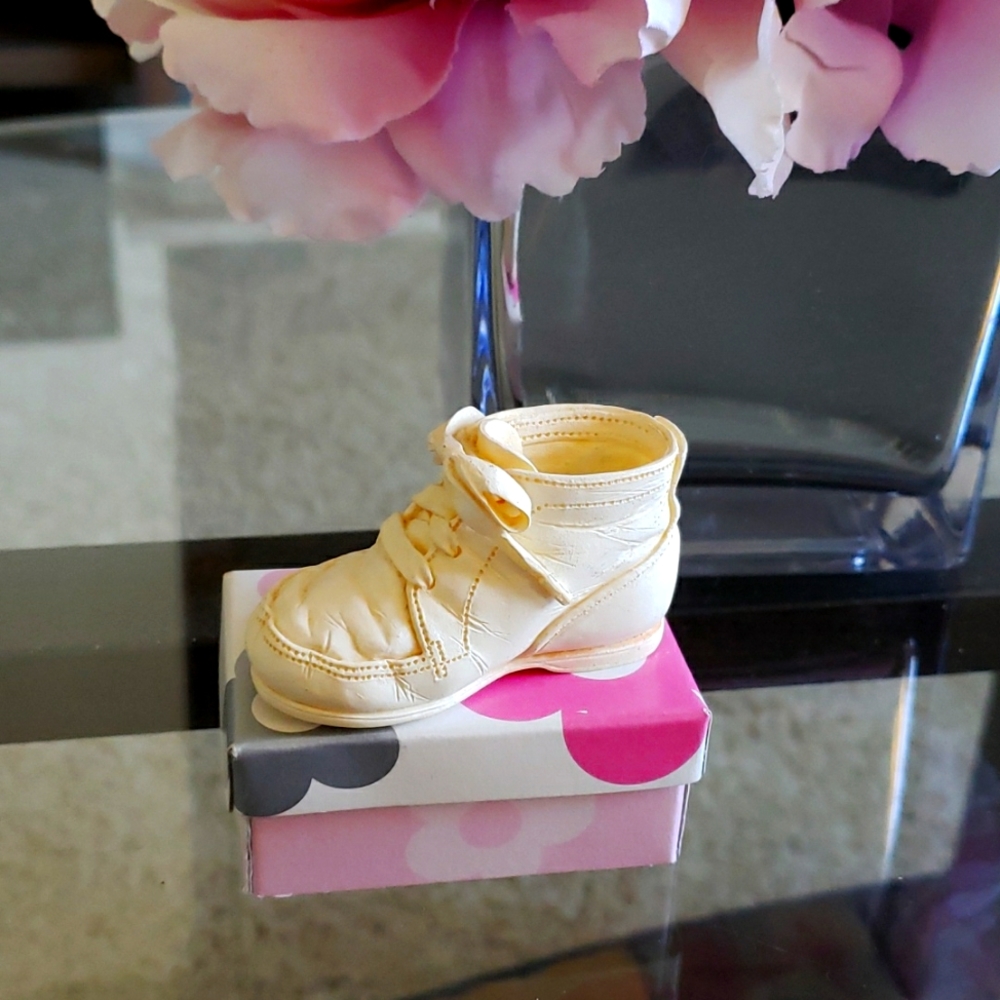 🌸10 for 20🌸Raine first step figurine